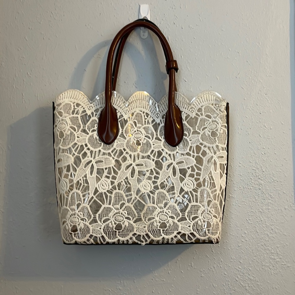Tote- ally adorable